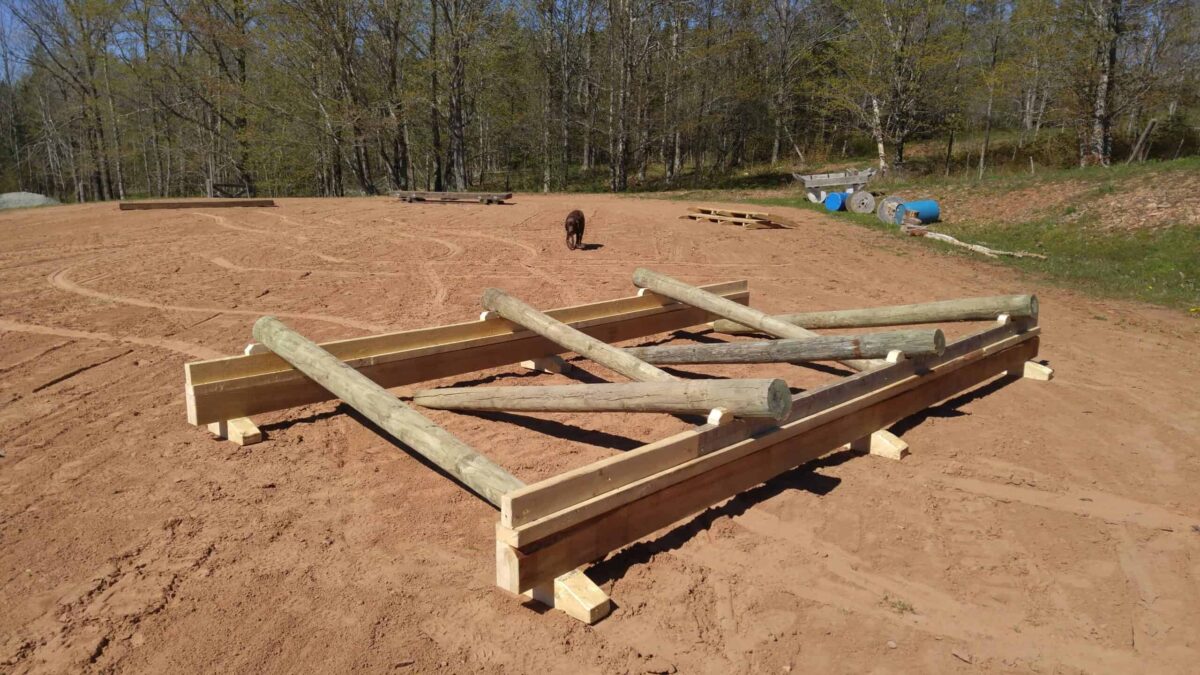 Cross Buck Obstacle